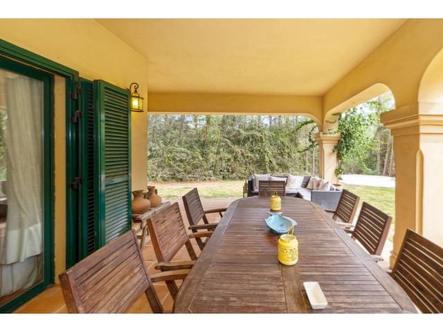 4 chambre Villa/Maison Mitoyenne à vendre à Sotogrande, San Roque avec piscine garage - 655 000 € (Ref: 10023461)