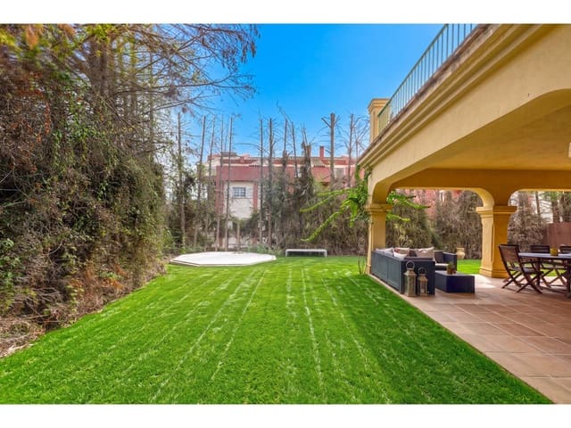 4 chambre Villa/Maison Mitoyenne à vendre à Sotogrande, San Roque avec piscine garage - 655 000 € (Ref: 10023461)