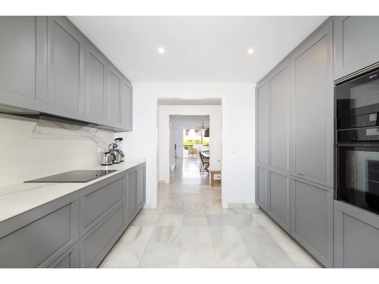 3 bedroom Apartment for sale in Sotogrande with pool garage - € 900,000 (Ref: 10026630)