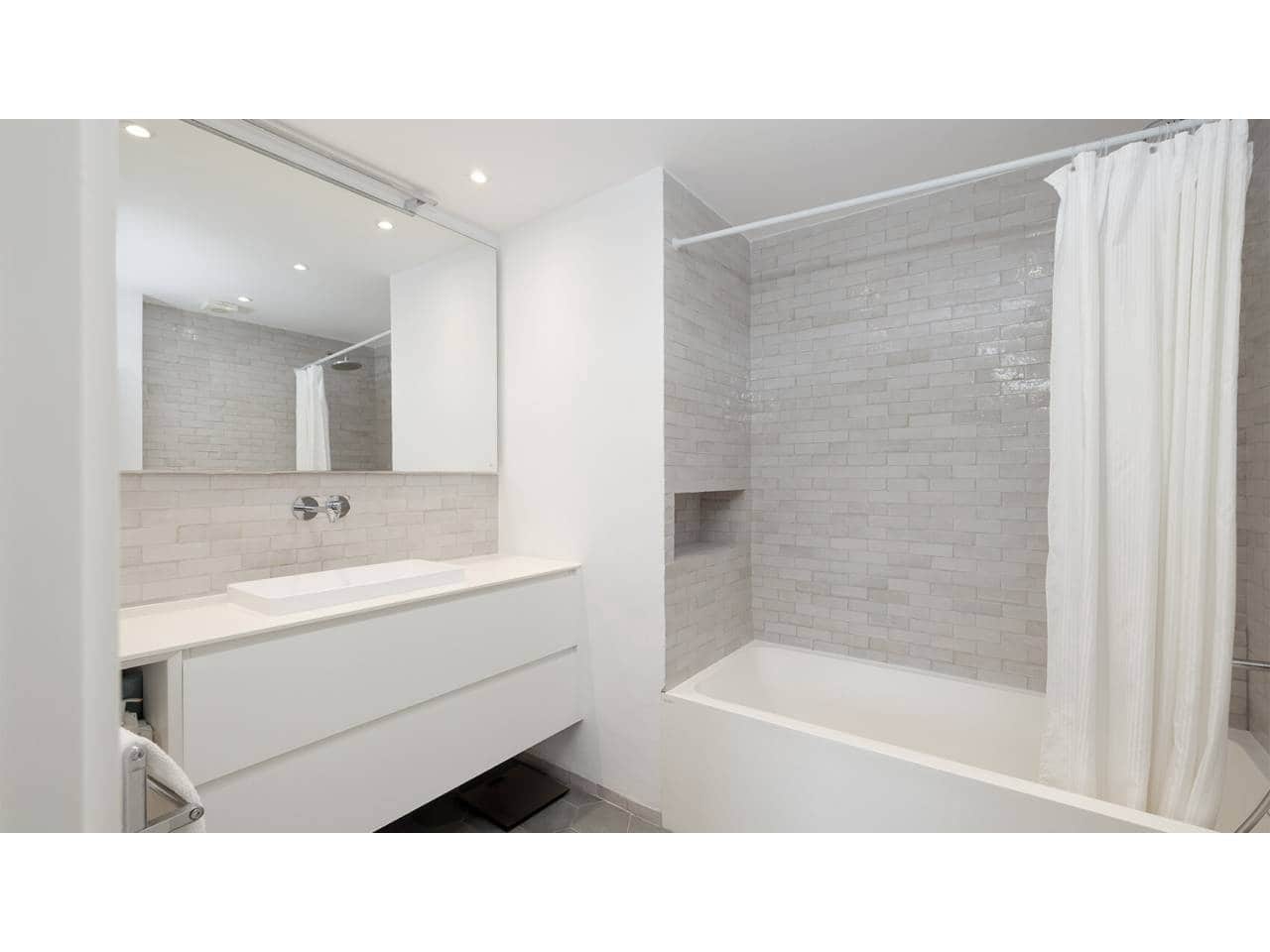 3 bedroom Apartment for sale in Sotogrande with pool garage - € 900,000 (Ref: 10026630)