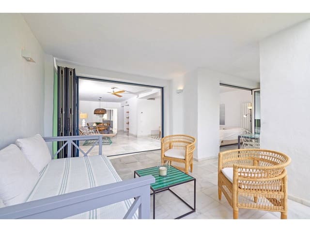 3 bedroom Apartment for sale in Sotogrande Costa, San Roque - € 900,000 (Ref: 10026630)