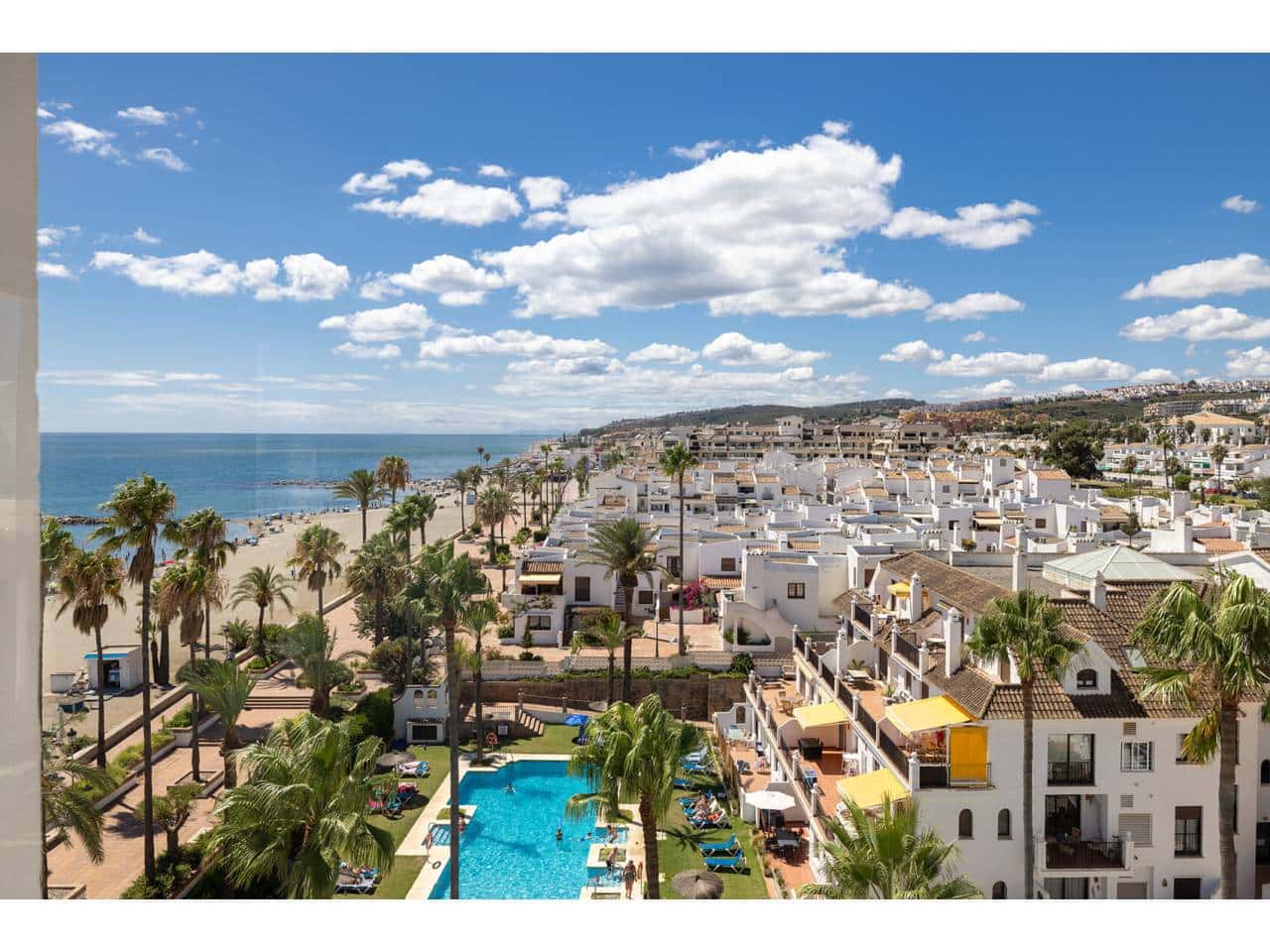 4 Zimmer Penthouse zu verkaufen in Castillo de la Duquesa mit Pool Garage - 2.300.000 € (Ref: 10031358)