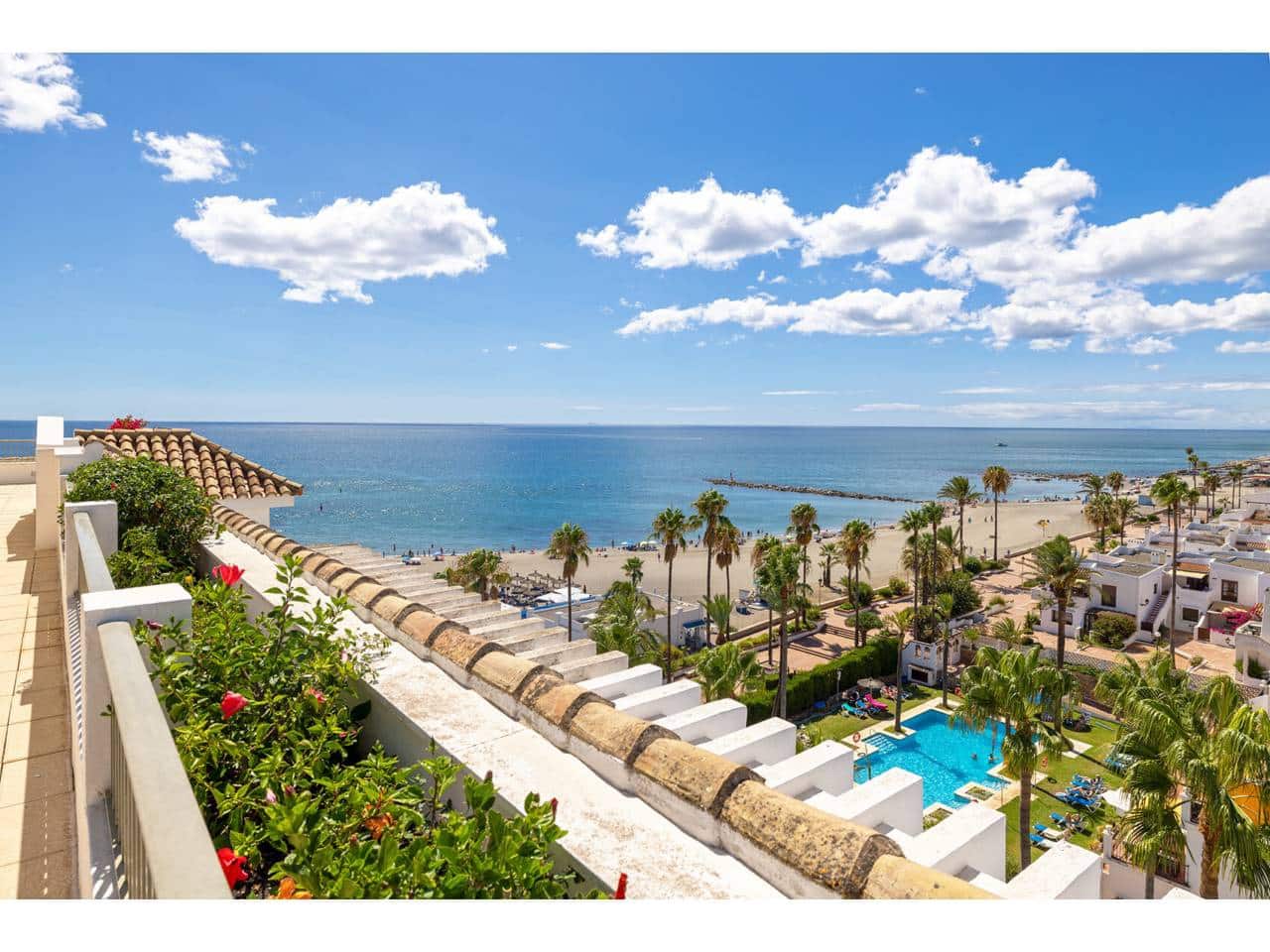 4 Zimmer Penthouse zu verkaufen in Castillo de la Duquesa mit Pool Garage - 2.300.000 € (Ref: 10031358)
