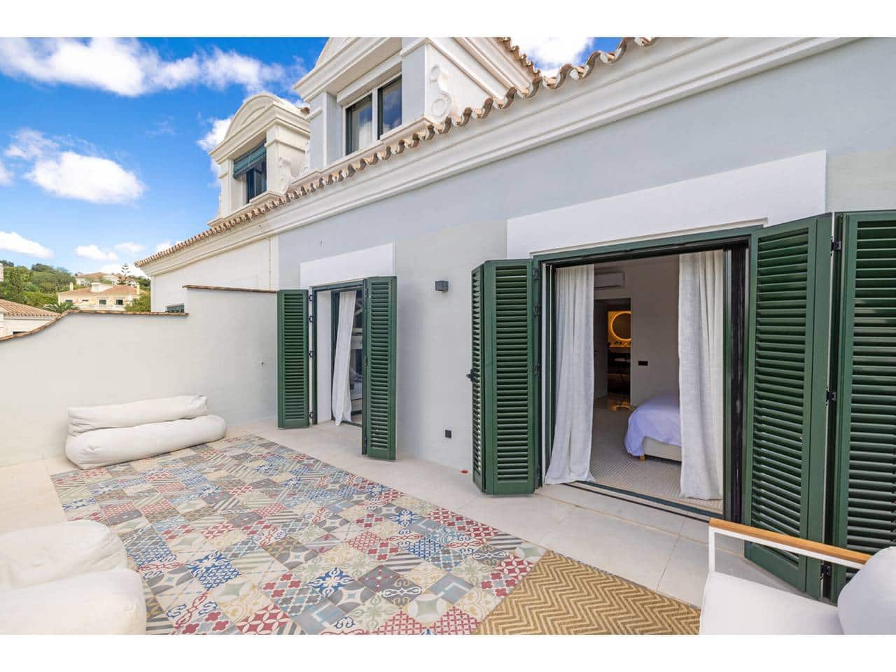4 camera da letto Villa in vendita in Sotogrande con piscina garage - 1.460.000 € (Rif: 10034779)