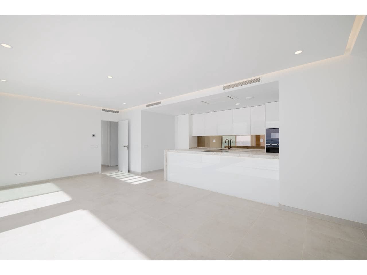 Ático de 3 habitaciones en La Alcaidesa en venta con piscina garaje - 1.260.000 € (Ref: 10042433)