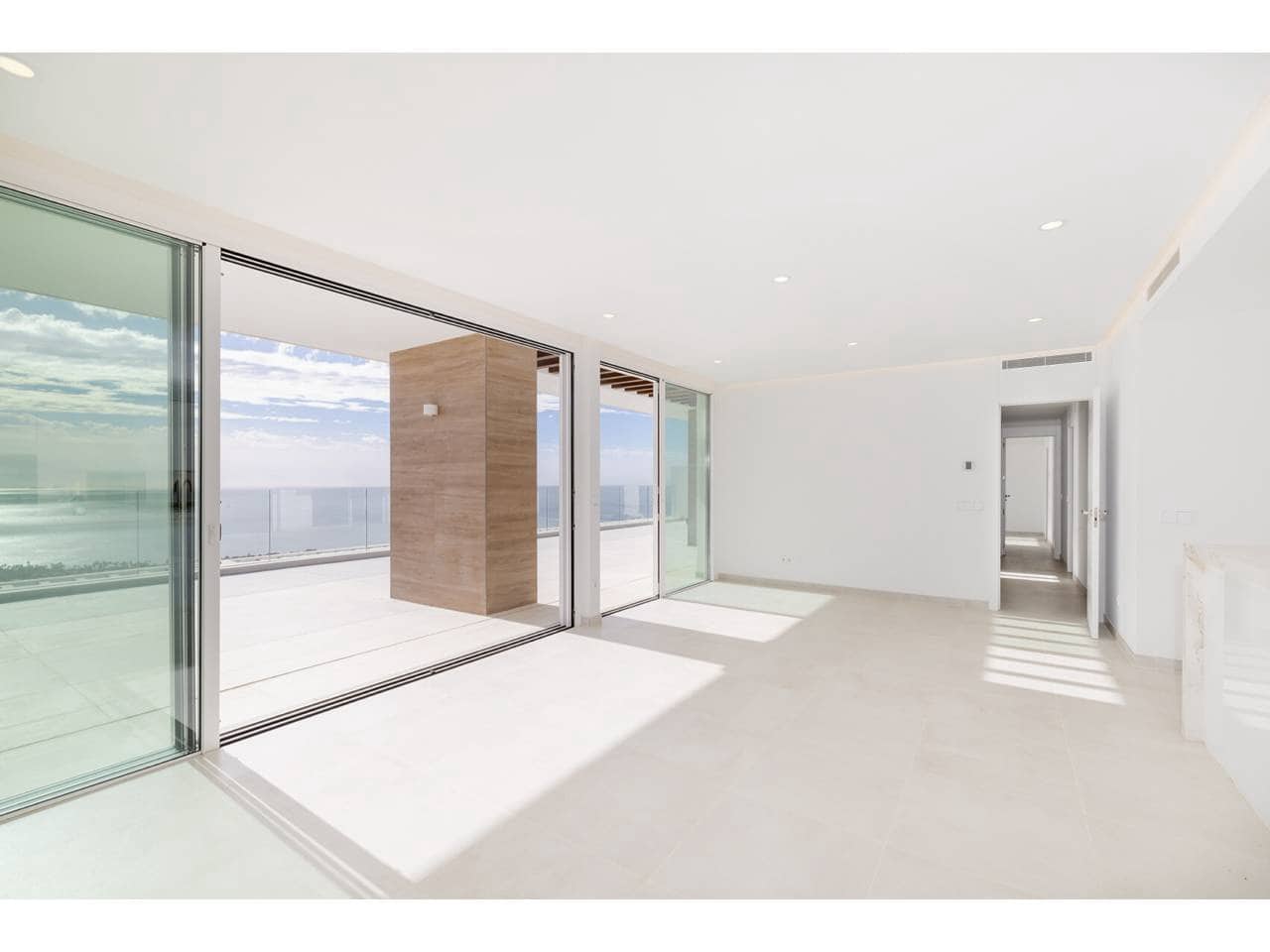 Ático de 3 habitaciones en La Alcaidesa en venta con piscina garaje - 1.260.000 € (Ref: 10042433)