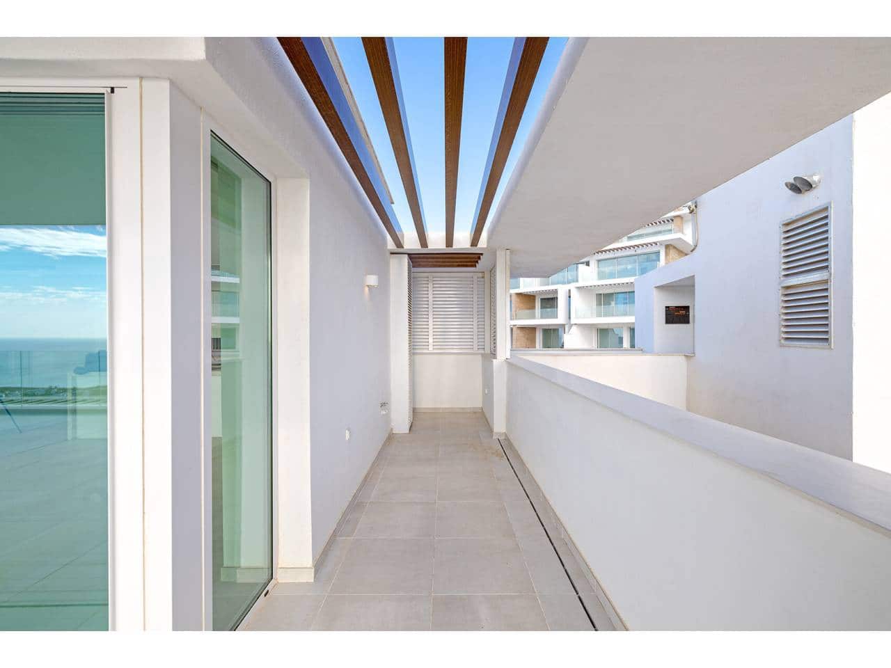 Ático de 3 habitaciones en La Alcaidesa en venta con piscina garaje - 1.260.000 € (Ref: 10042433)