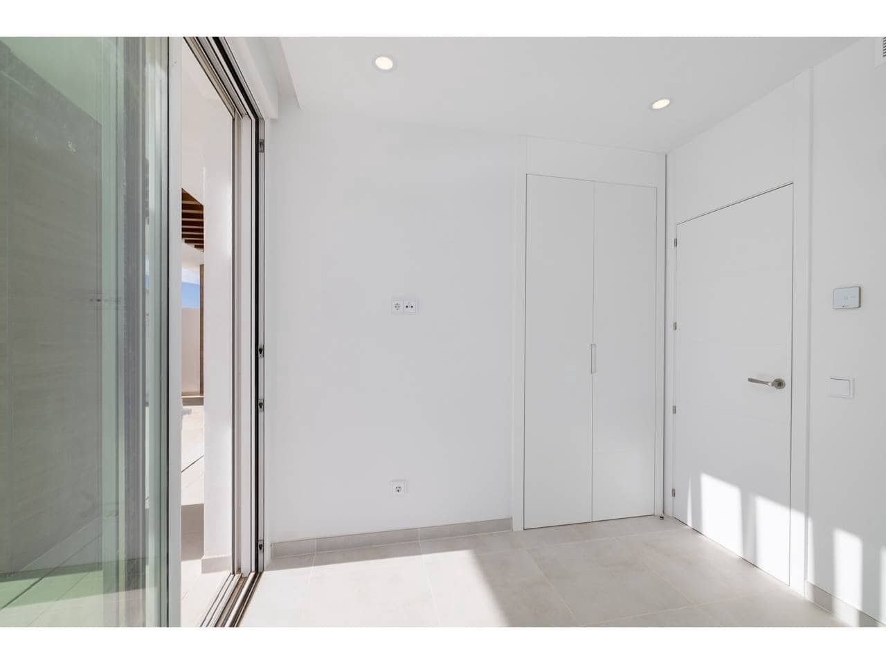 Ático de 3 habitaciones en La Alcaidesa en venta con piscina garaje - 1.260.000 € (Ref: 10042433)