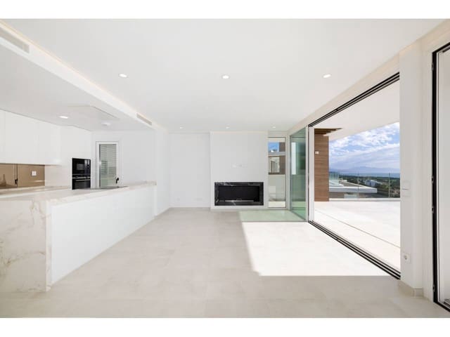Ático de 3 habitaciones en La Alcaidesa en venta con piscina garaje - 1.260.000 € (Ref: 10042433)