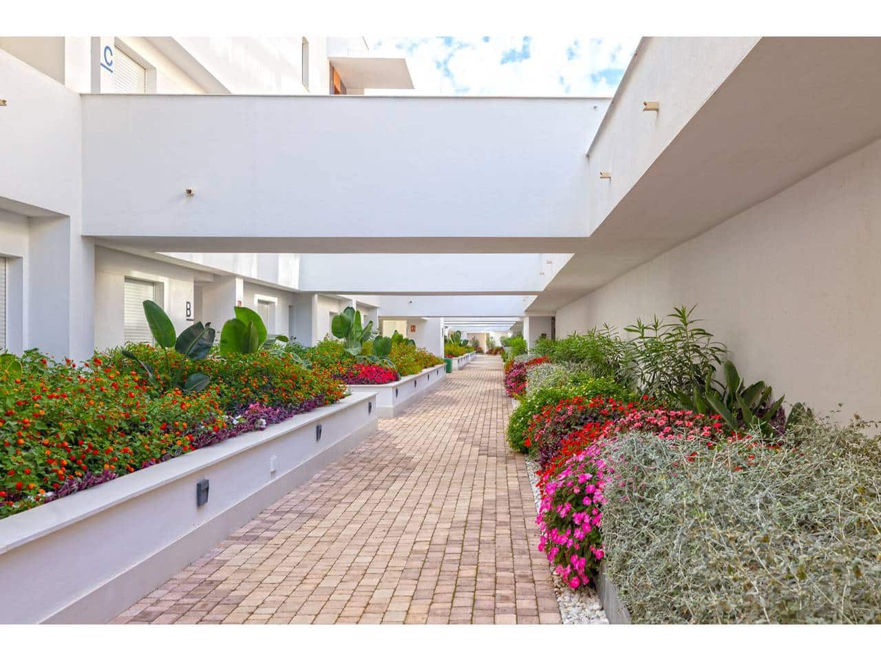 Ático de 3 habitaciones en La Alcaidesa en venta con piscina garaje - 1.260.000 € (Ref: 10042433)