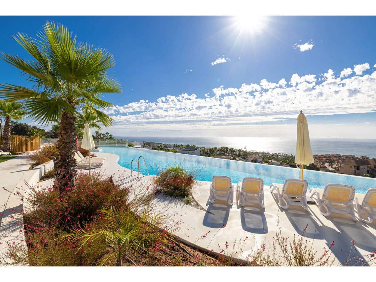 Ático de 3 habitaciones en La Alcaidesa en venta con piscina garaje - 1.260.000 € (Ref: 10042433)