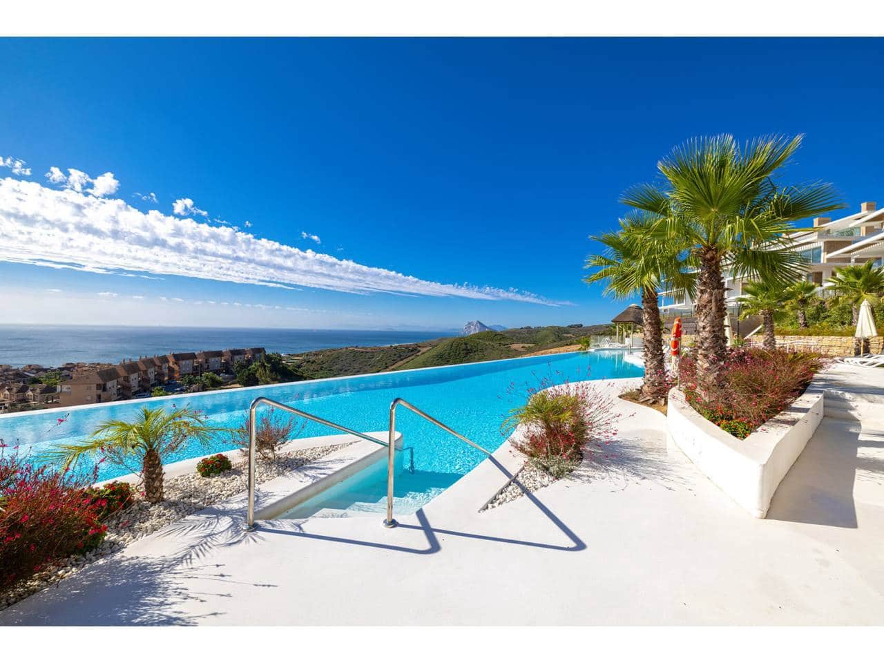 Ático de 3 habitaciones en La Alcaidesa en venta con piscina garaje - 1.260.000 € (Ref: 10042433)