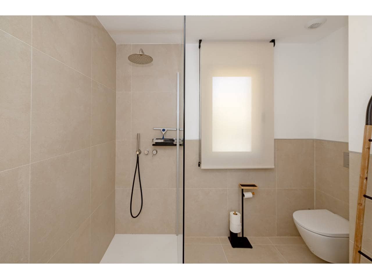 Piso de 3 habitaciones en Casares en venta con piscina garaje - 690.000 € (Ref: 10044244)