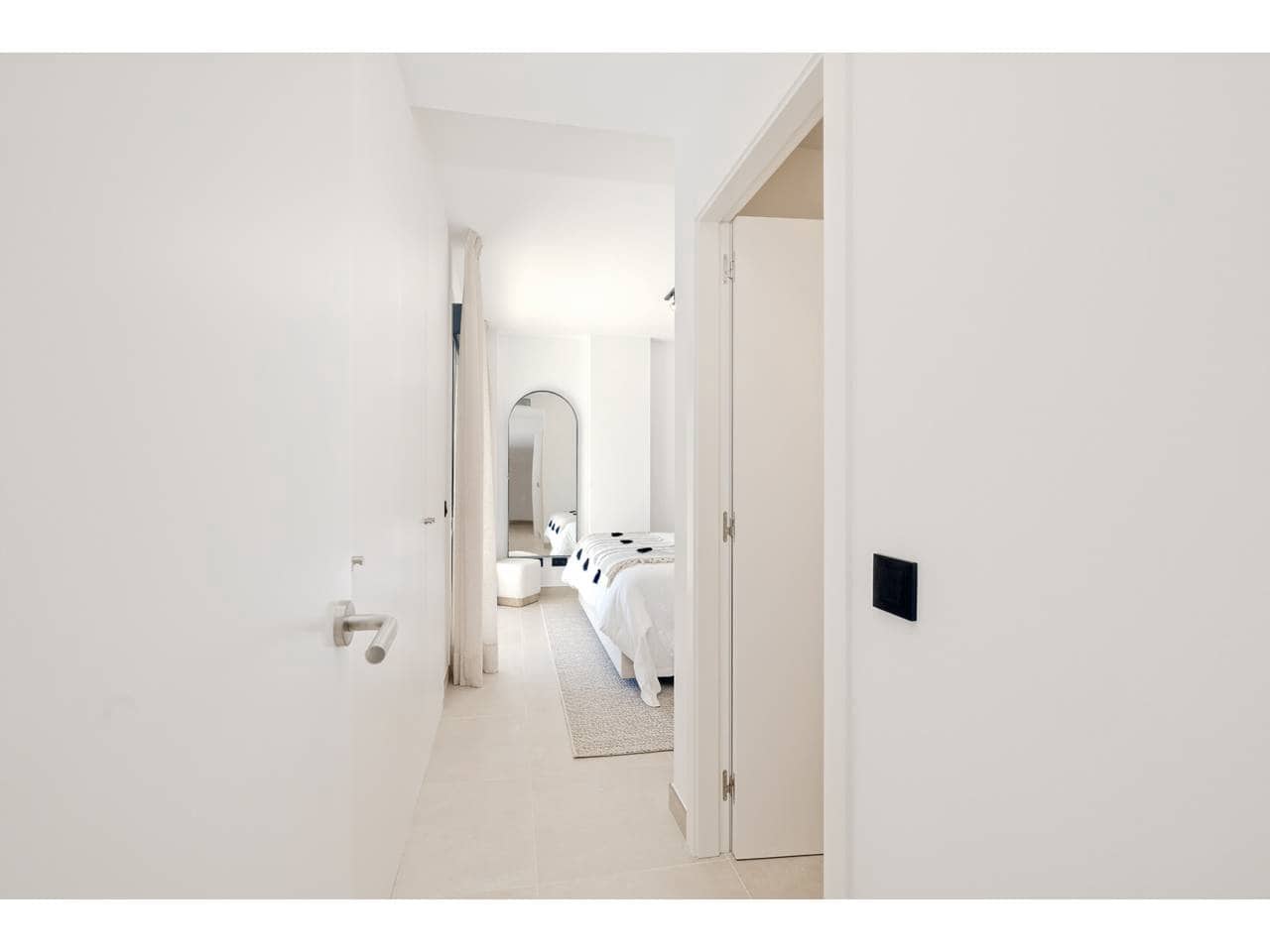 Piso de 3 habitaciones en Casares en venta con piscina garaje - 690.000 € (Ref: 10044244)