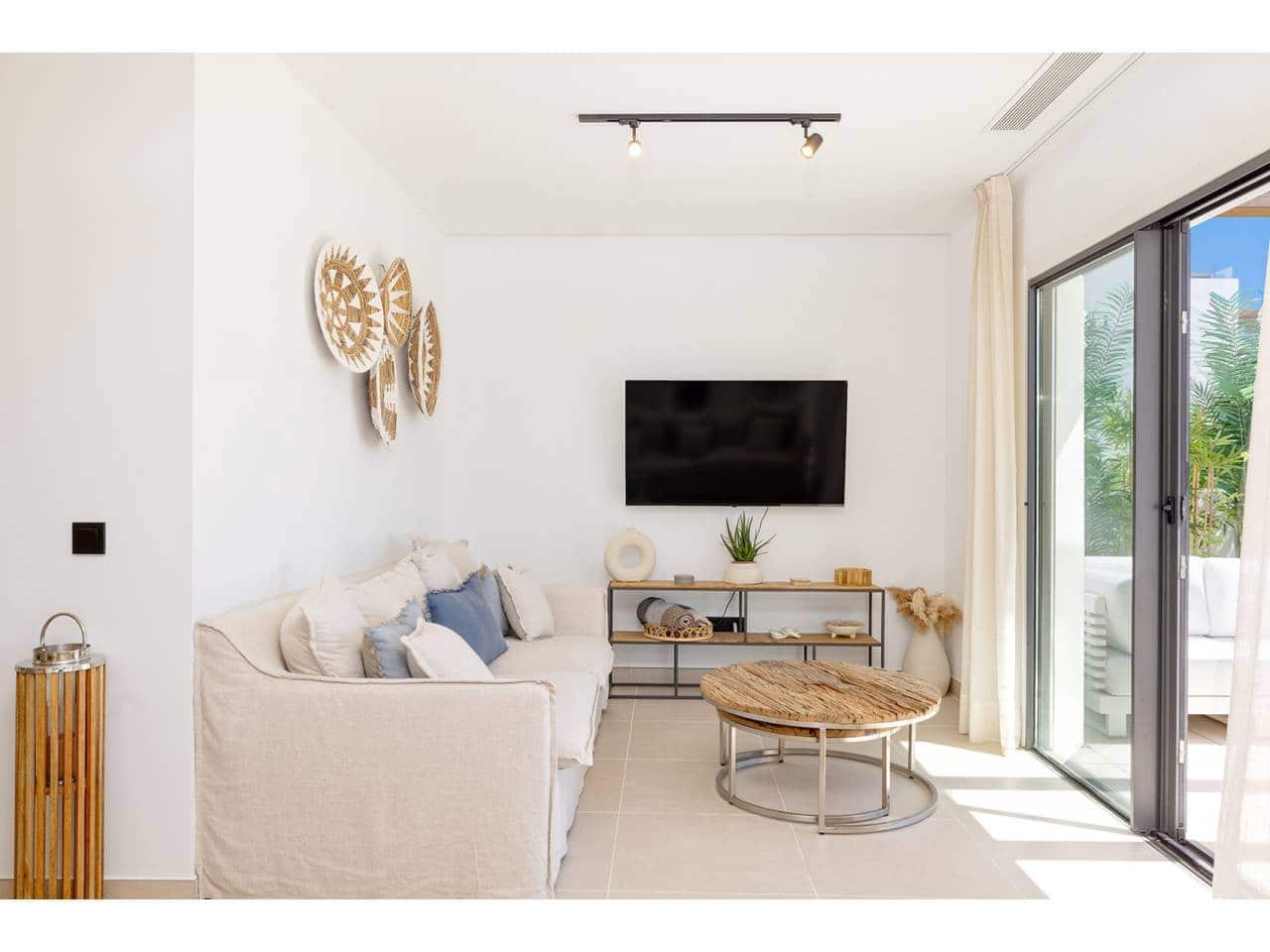 Piso de 3 habitaciones en Casares en venta con piscina garaje - 690.000 € (Ref: 10044244)