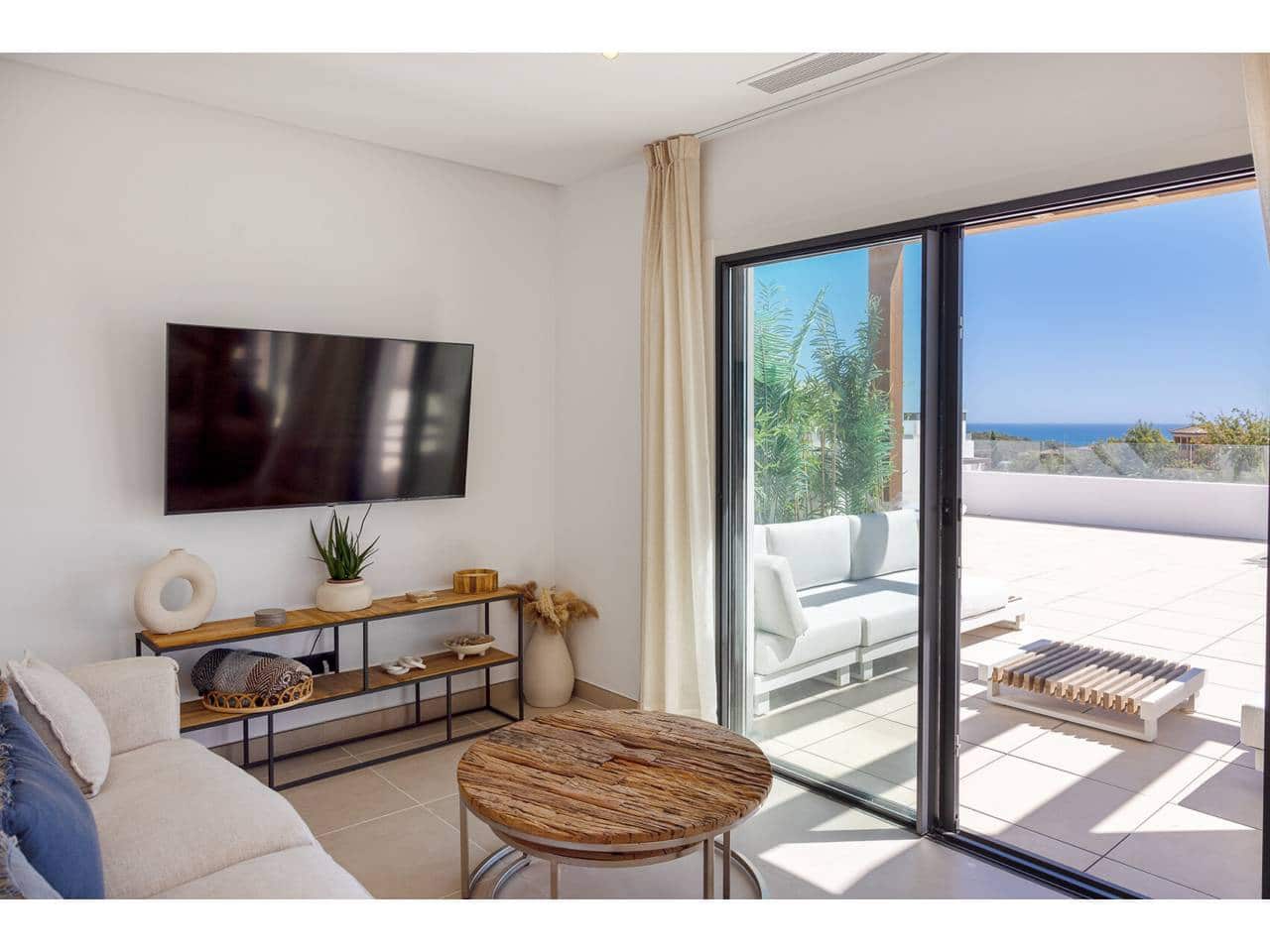 Piso de 3 habitaciones en Casares en venta con piscina garaje - 690.000 € (Ref: 10044244)