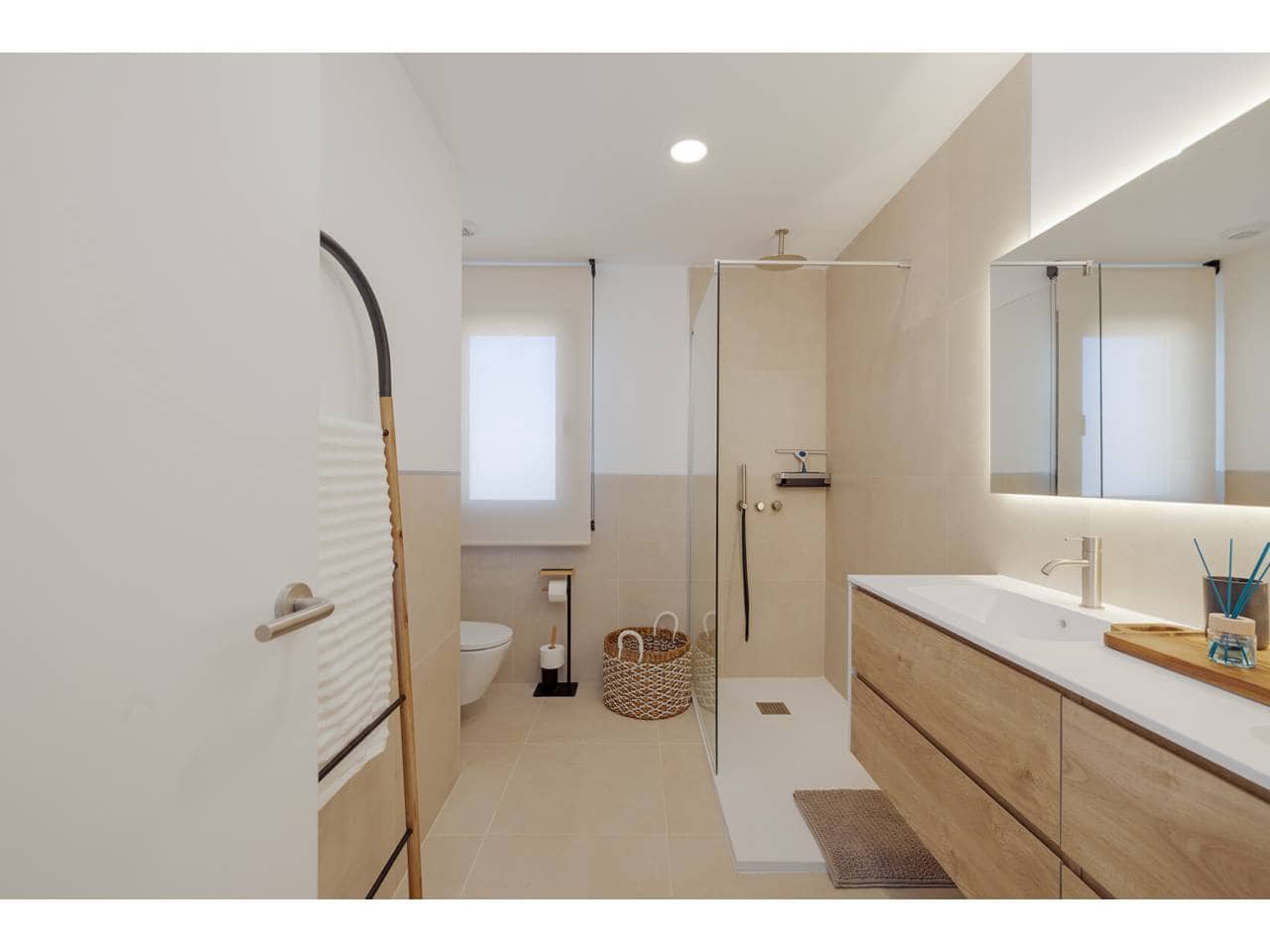 Piso de 3 habitaciones en Casares en venta con piscina garaje - 690.000 € (Ref: 10044244)