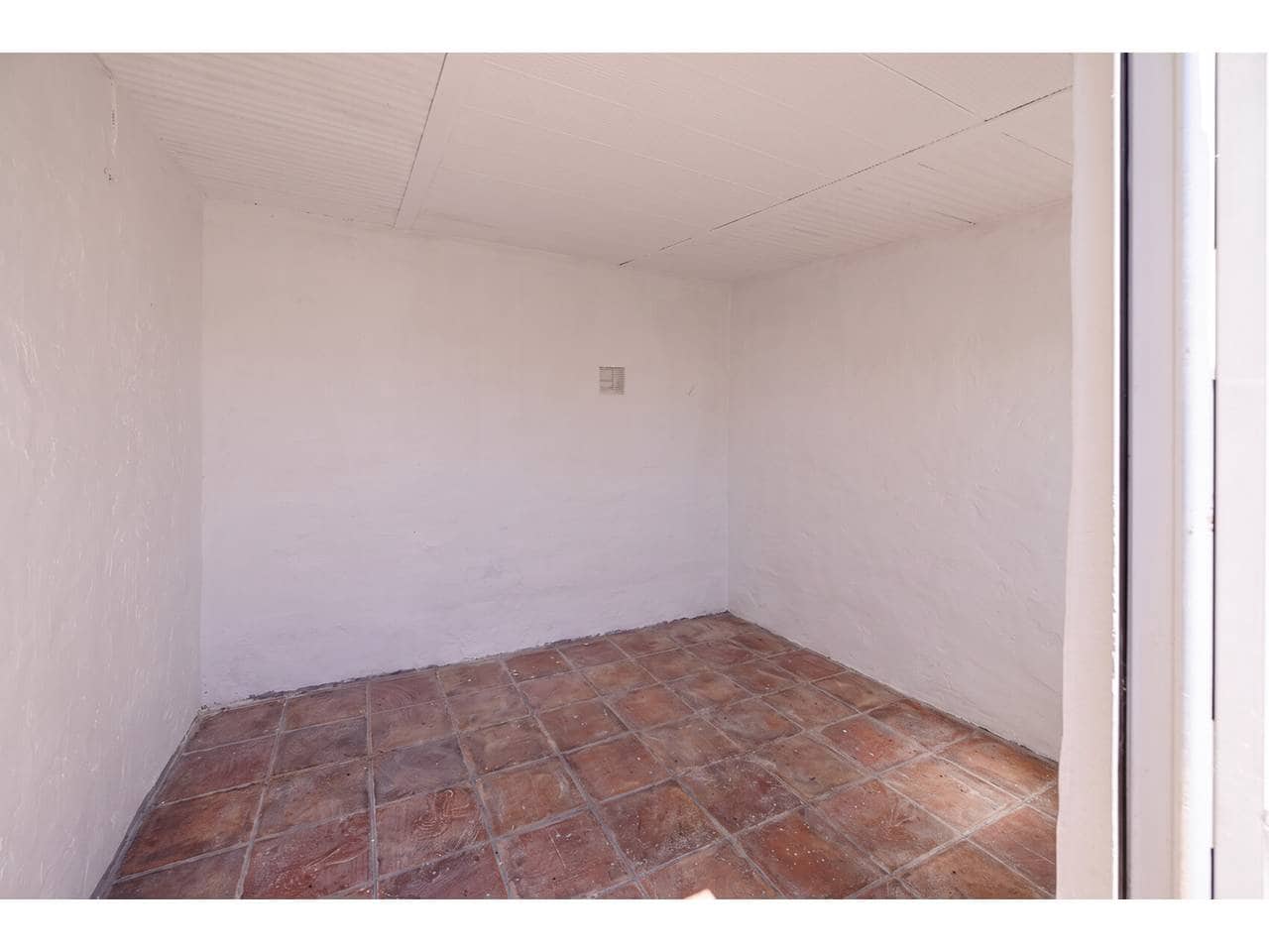 4 chambre Villa/Maison à vendre à Algeciras avec piscine garage - 795 000 € (Ref: 10046613)