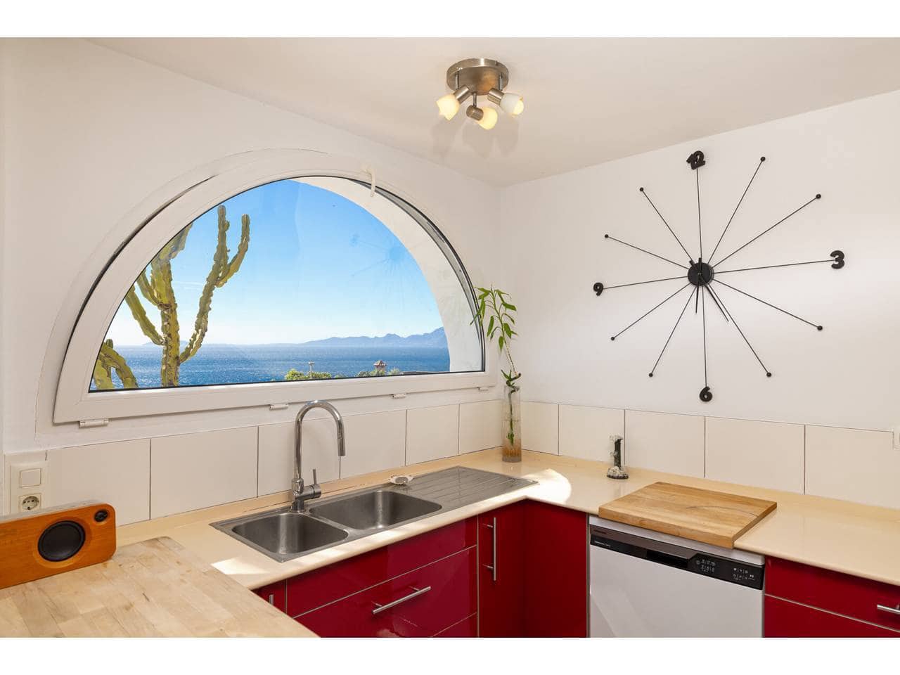 4 chambre Villa/Maison à vendre à Algeciras avec piscine garage - 795 000 € (Ref: 10046613)