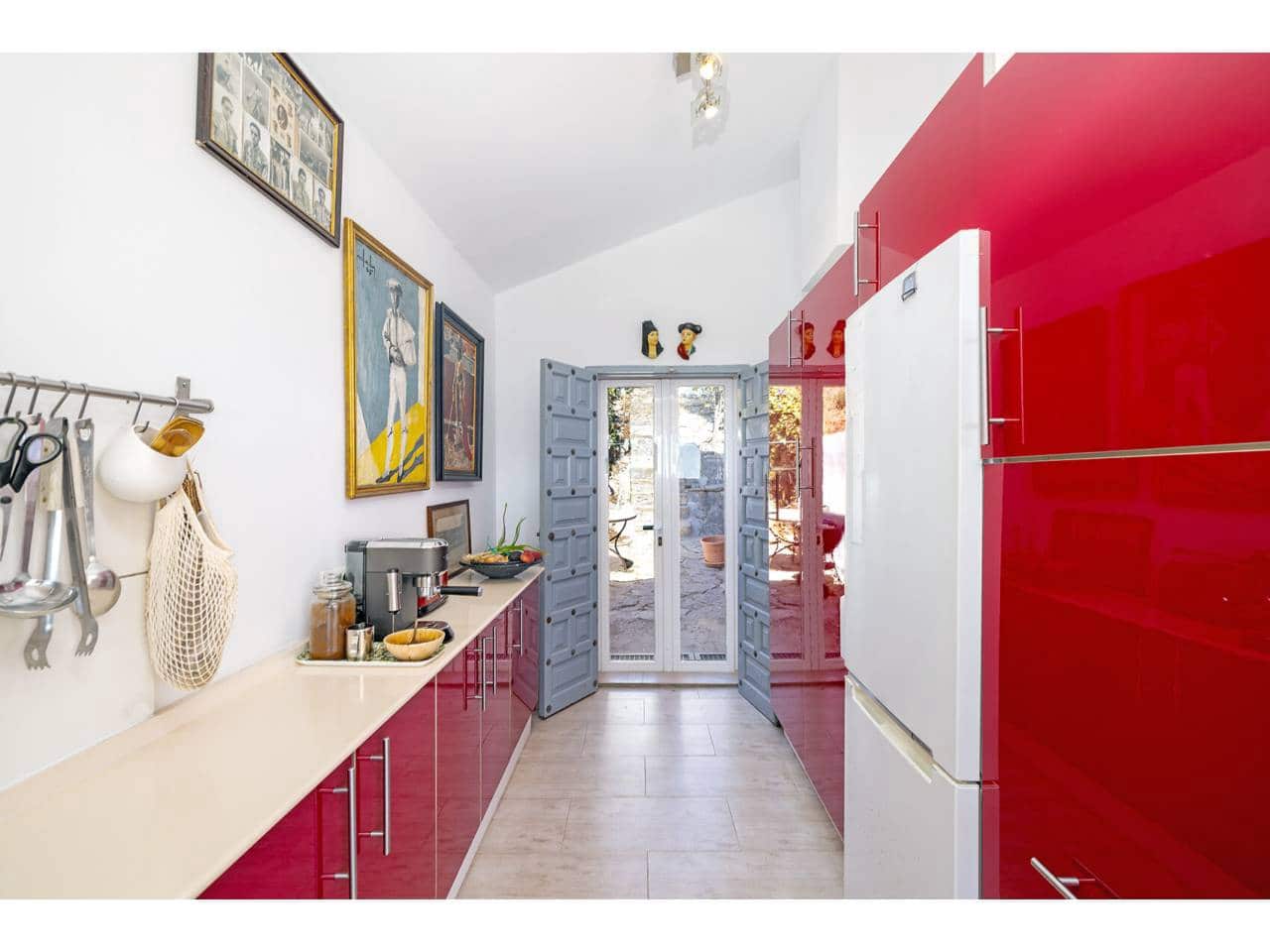 4 chambre Villa/Maison à vendre à Algeciras avec piscine garage - 795 000 € (Ref: 10046613)
