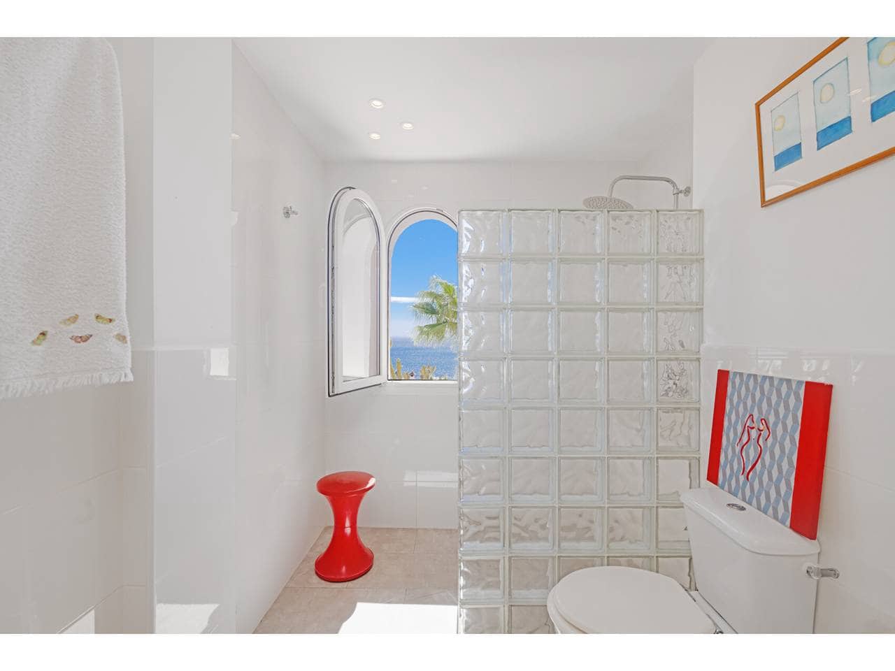 4 chambre Villa/Maison à vendre à Algeciras avec piscine garage - 795 000 € (Ref: 10046613)