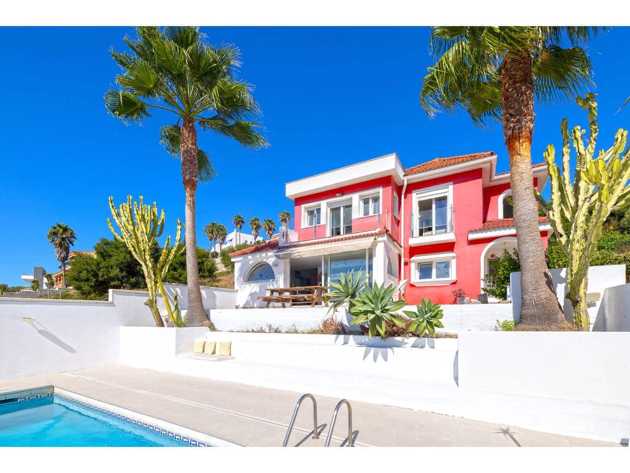 4 chambre Villa/Maison à vendre à Algeciras avec piscine garage - 795 000 € (Ref: 10046613)