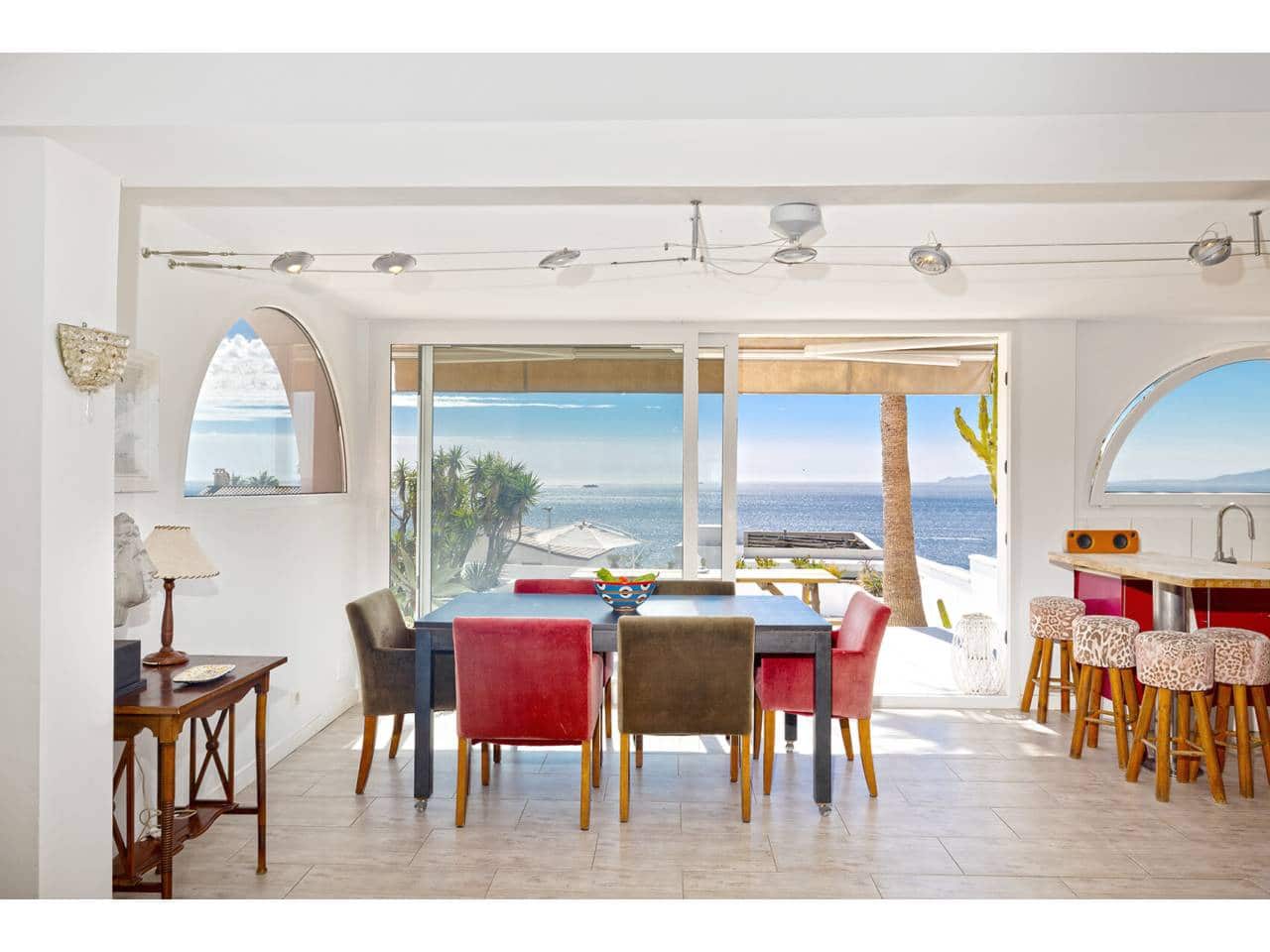 4 chambre Villa/Maison à vendre à Algeciras avec piscine garage - 795 000 € (Ref: 10046613)
