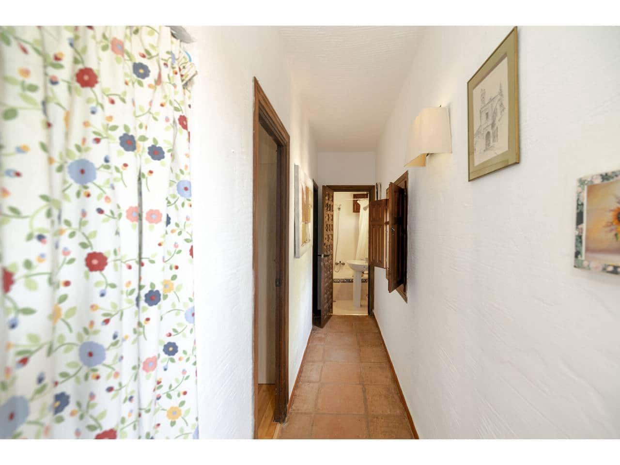 6 soverom Villa til salgs i Torreguadiaro - € 750 000 (Ref: 10074758)