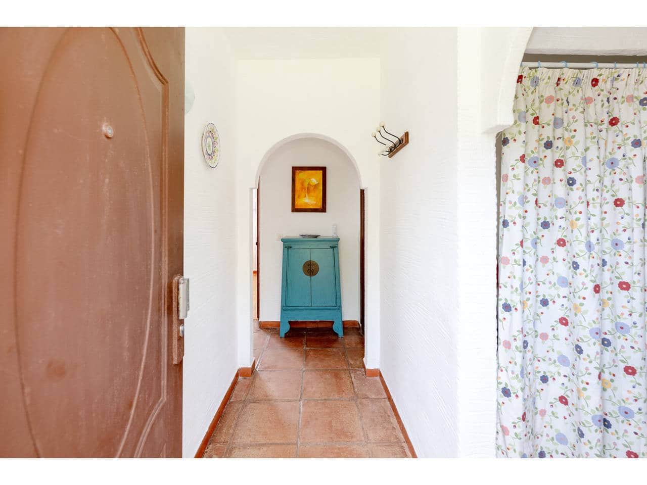 6 soverom Villa til salgs i Torreguadiaro - € 750 000 (Ref: 10074758)