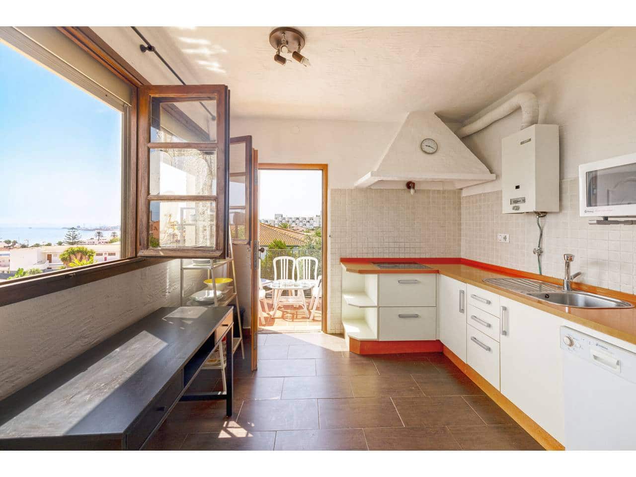 6 soverom Villa til salgs i Torreguadiaro - € 750 000 (Ref: 10074758)