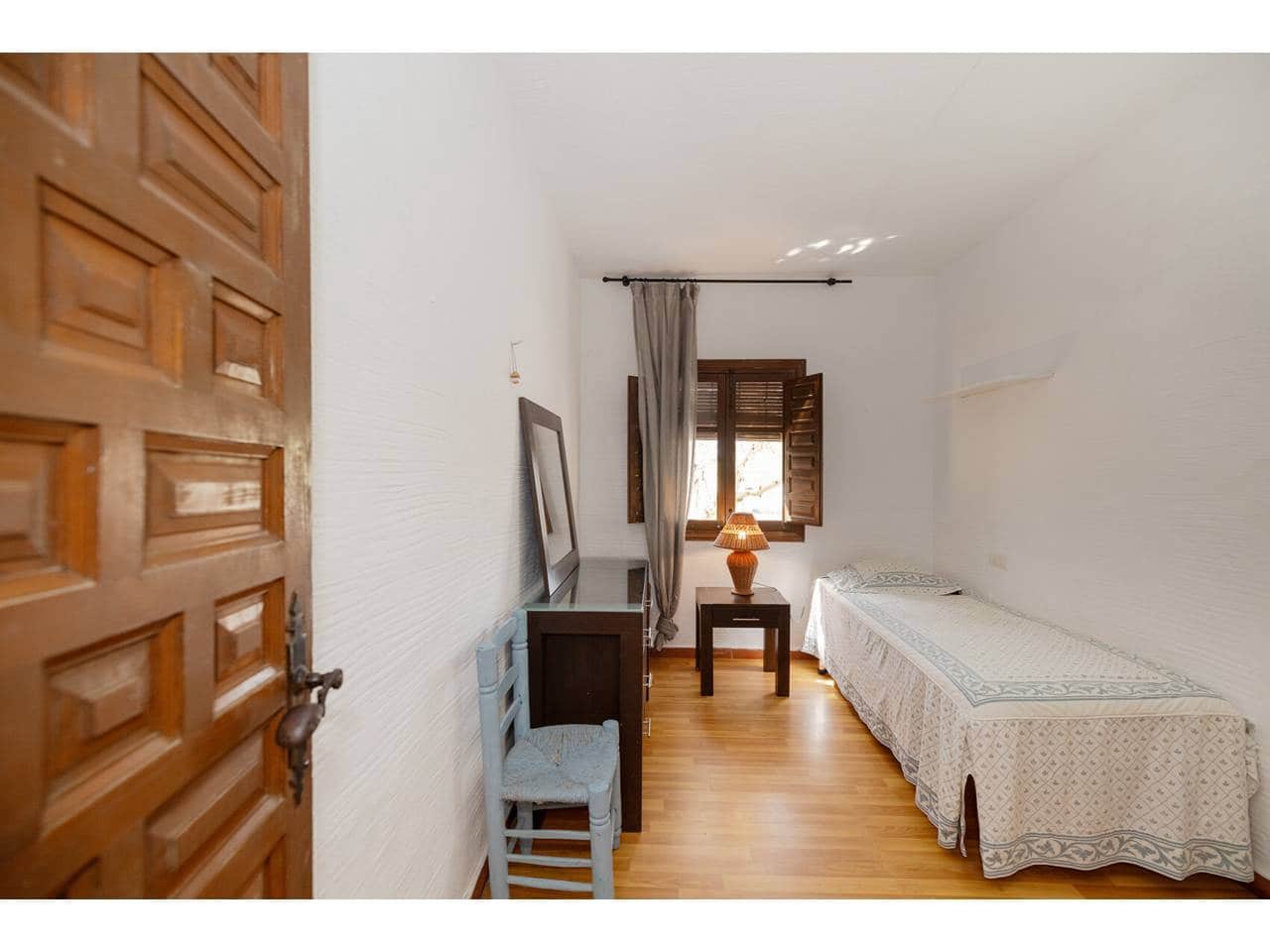 6 soverom Villa til salgs i Torreguadiaro - € 750 000 (Ref: 10074758)