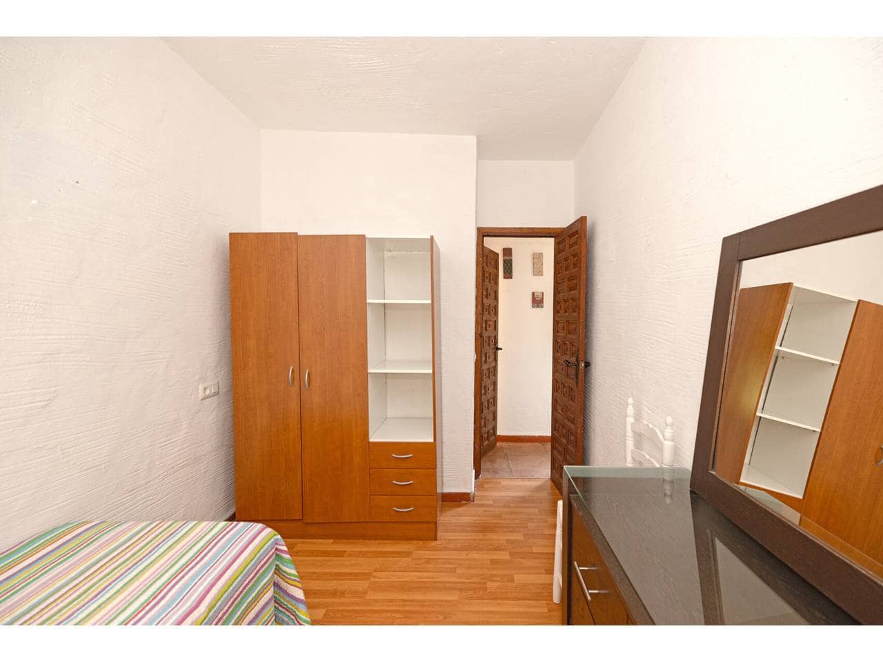 6 soverom Villa til salgs i Torreguadiaro - € 750 000 (Ref: 10074758)