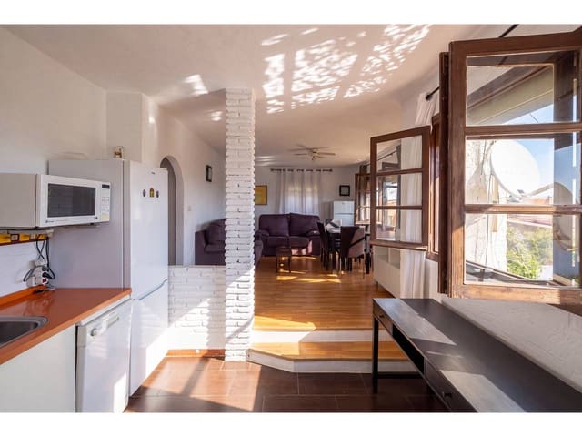 Chalet de 6 habitaciones en Torreguadiaro, San Roque en venta - 750.000 € (Ref: 10074758)