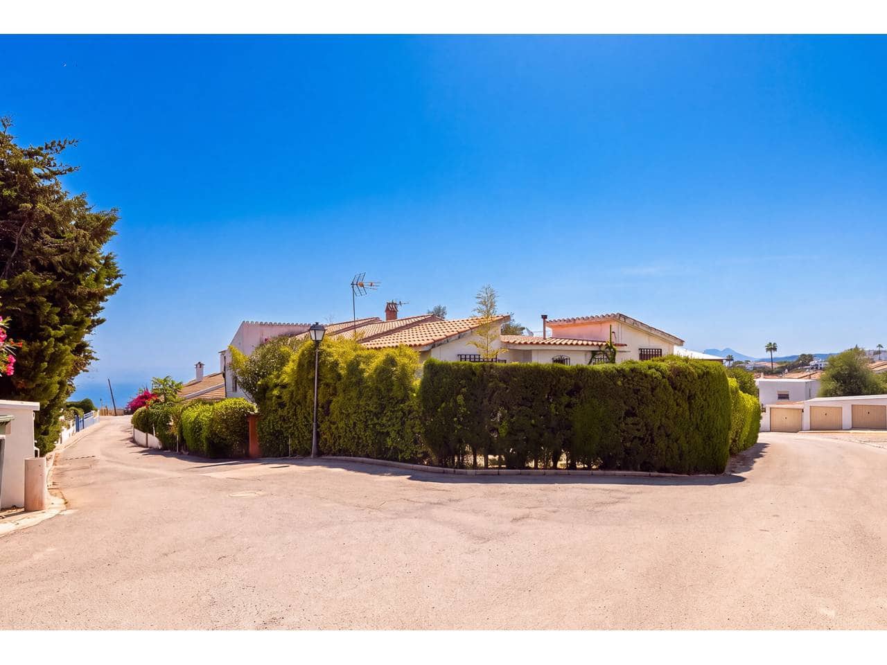 6 soverom Villa til salgs i Torreguadiaro - € 750 000 (Ref: 10074758)