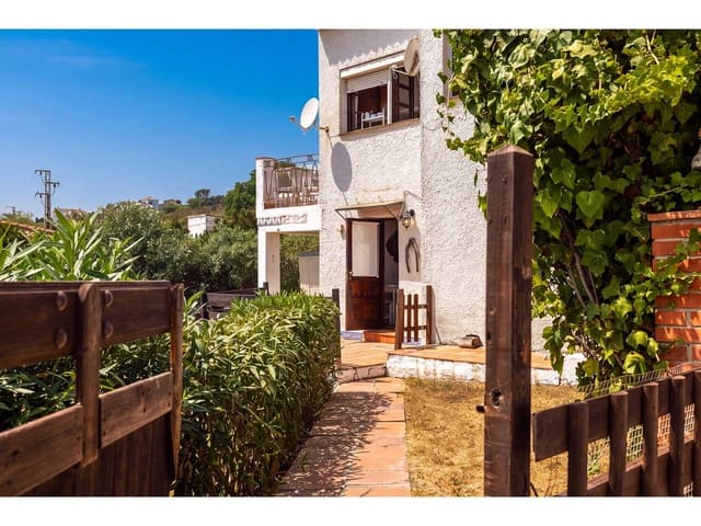 Chalet de 6 habitaciones en Torreguadiaro, San Roque en venta - 750.000 € (Ref: 10074758)