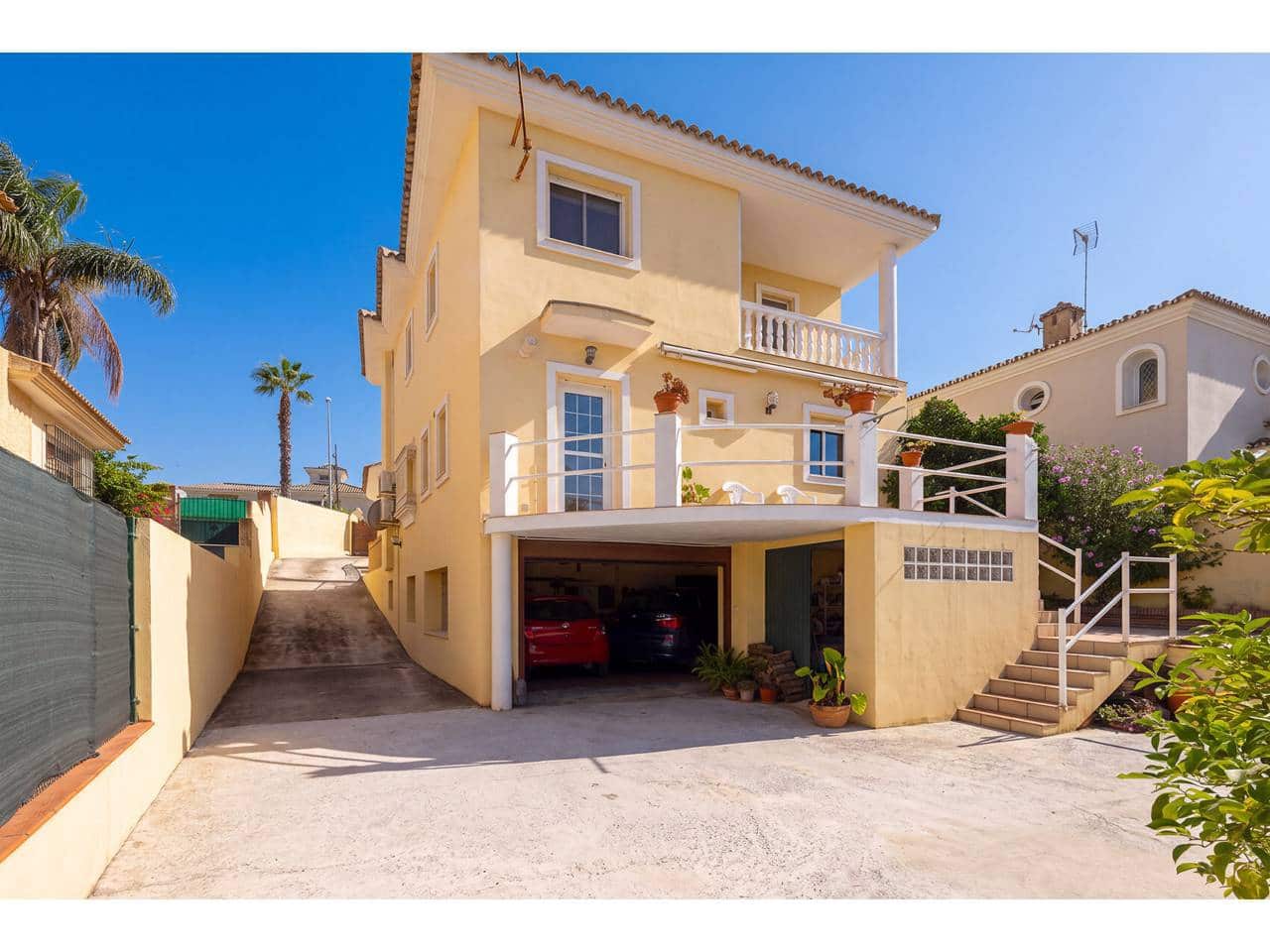 4 sovrum Villa till salu i Algeciras med pool garage - 610 000 € (Ref: 10077539)