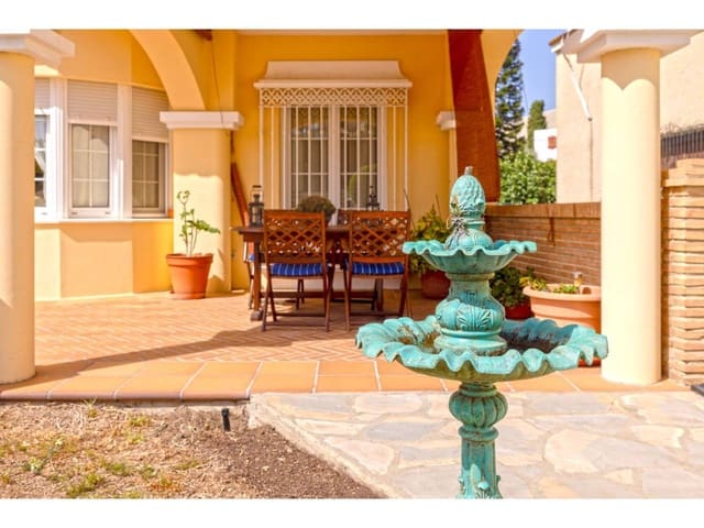 4 camera da letto Villa in vendita in Algeciras con piscina garage - 610.000 € (Rif: 10077539)