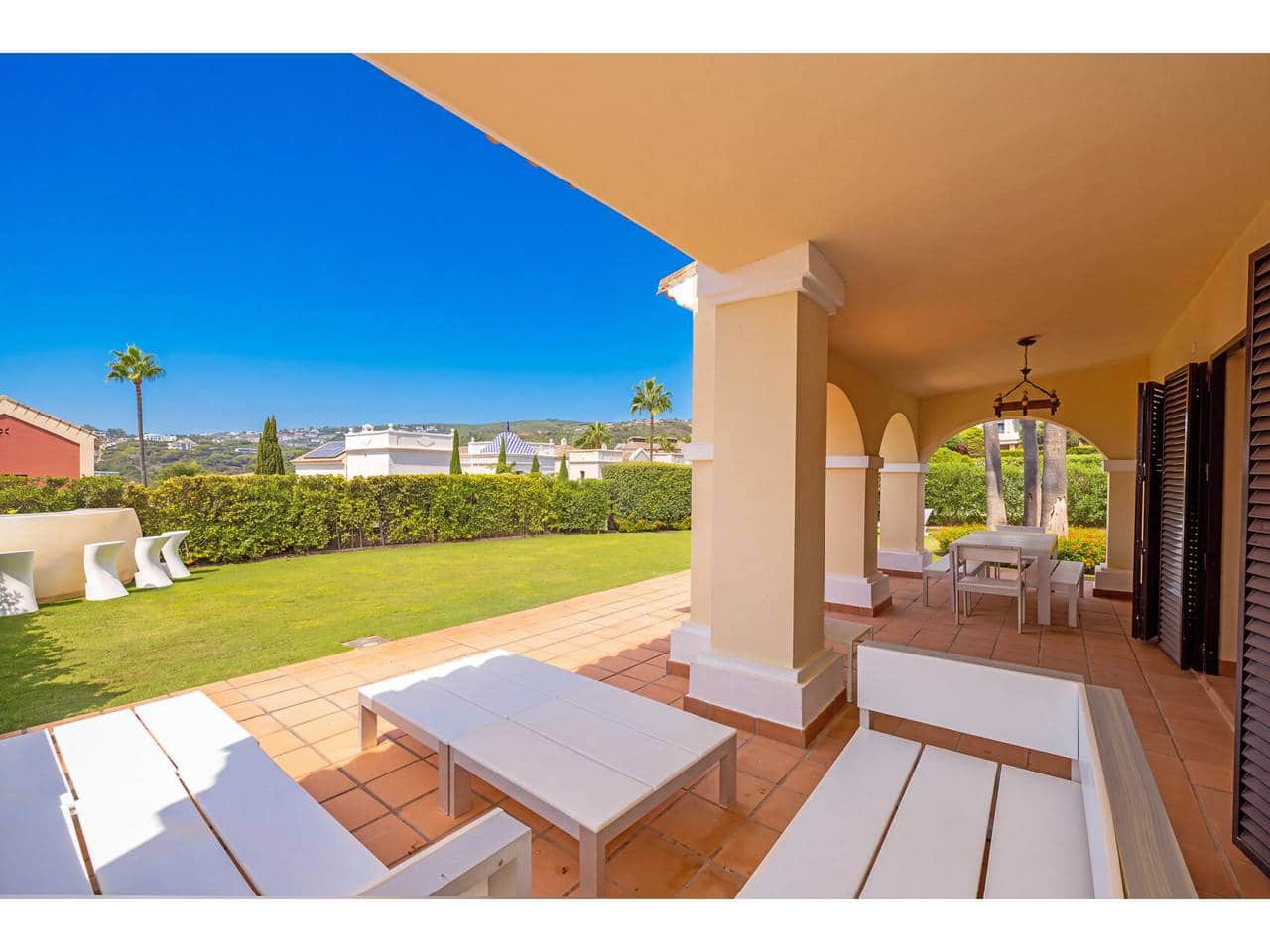 6 slaapkamer Villa te koop in Sotogrande met zwembad garage - € 1.300.000 (Ref: 10077540)