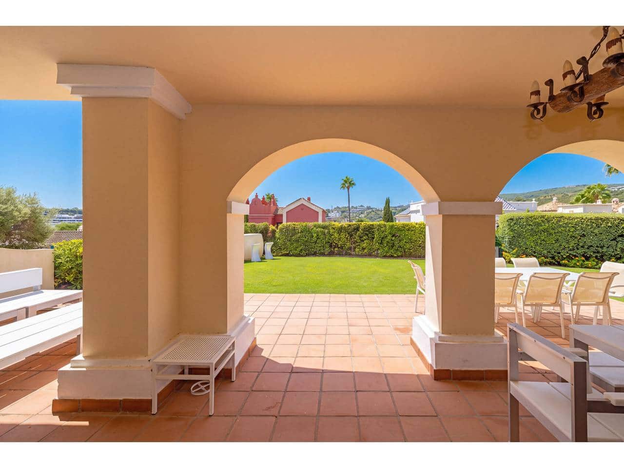 6 slaapkamer Villa te koop in Sotogrande met zwembad garage - € 1.300.000 (Ref: 10077540)