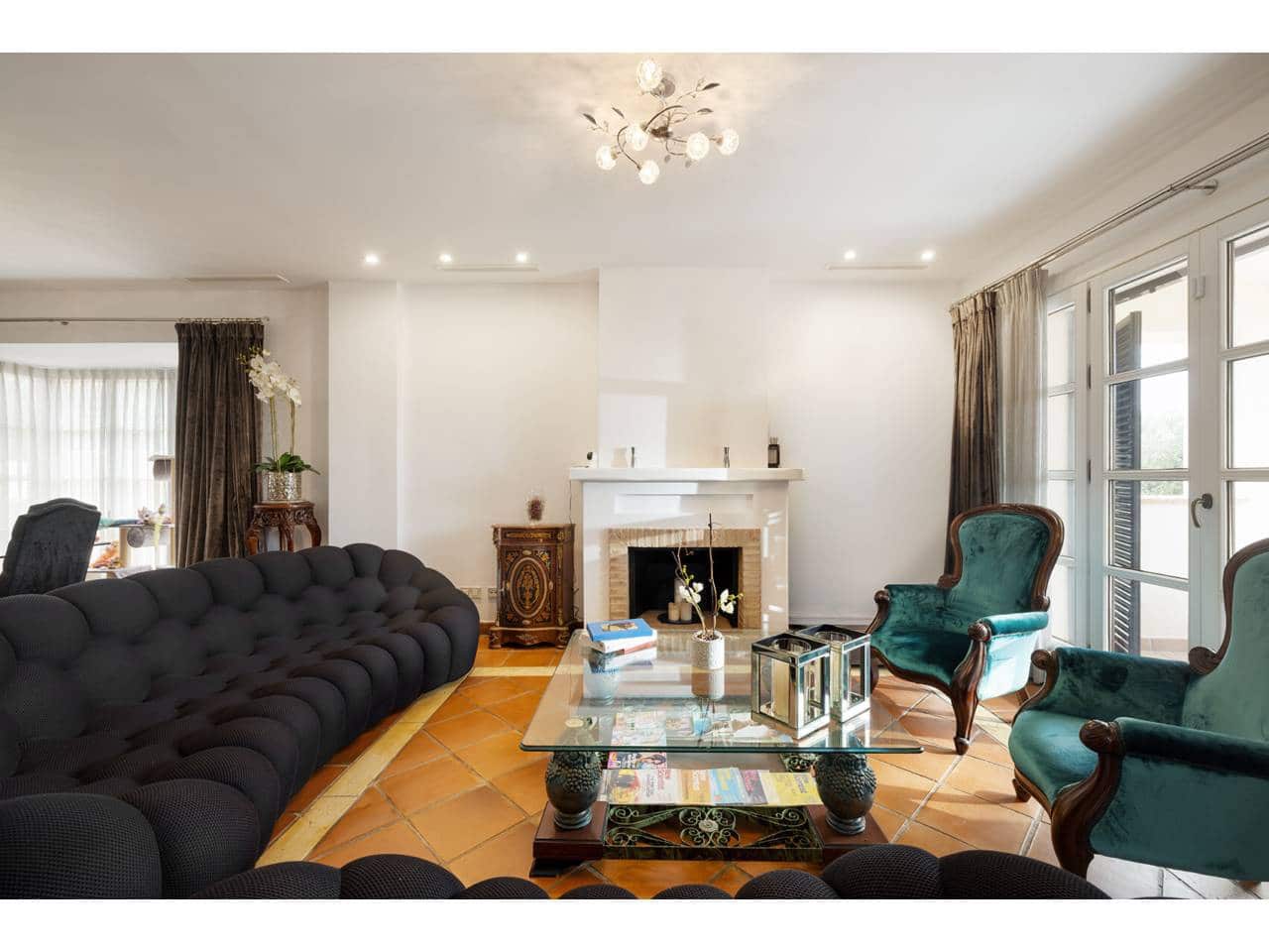 6 slaapkamer Villa te koop in Sotogrande met zwembad garage - € 1.300.000 (Ref: 10077540)