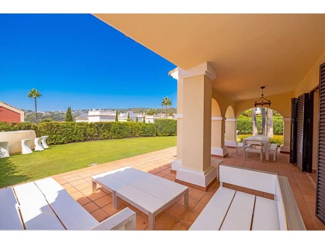 6 slaapkamer Villa te koop in Sotogrande Alto, San Roque met zwembad garage - € 1.300.000 (Ref: 10077540)