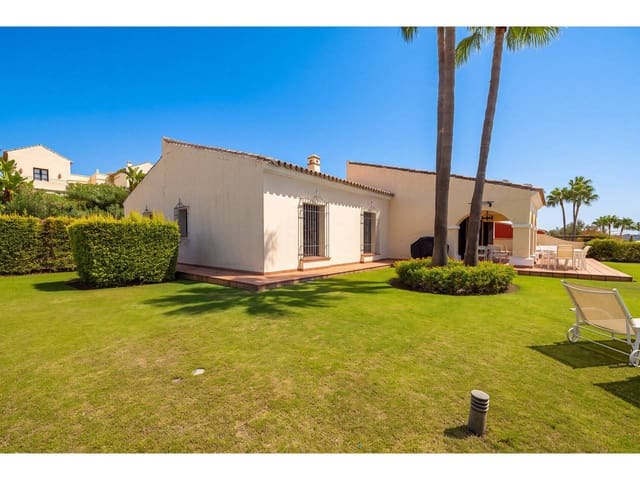 6 slaapkamer Villa te koop in Sotogrande Alto, San Roque met zwembad garage - € 1.300.000 (Ref: 10077540)