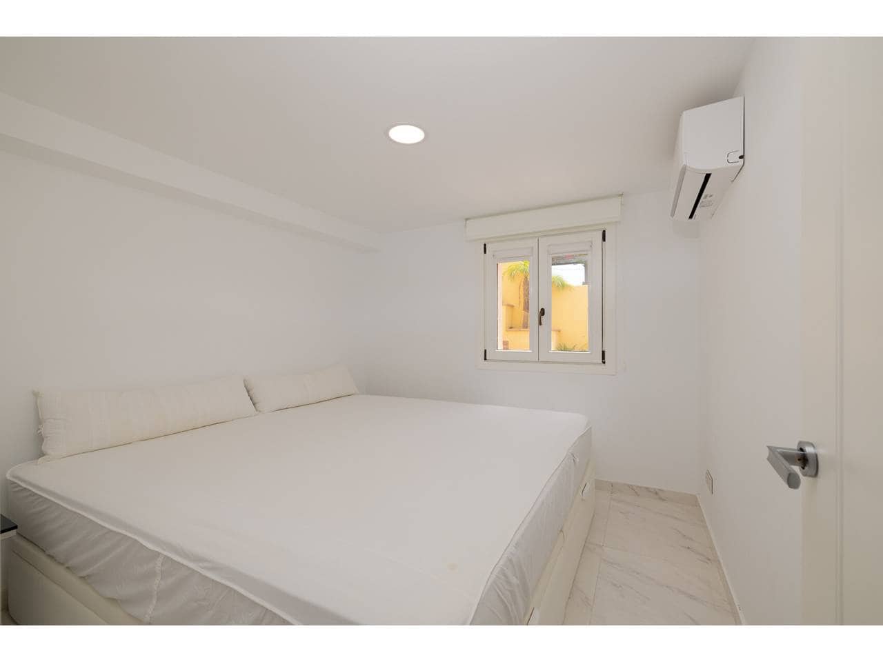6 slaapkamer Villa te koop in Sotogrande met zwembad garage - € 1.300.000 (Ref: 10077540)