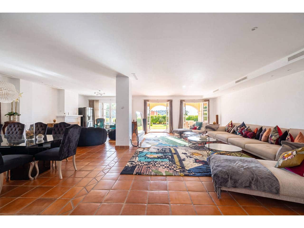6 slaapkamer Villa te koop in Sotogrande met zwembad garage - € 1.300.000 (Ref: 10077540)