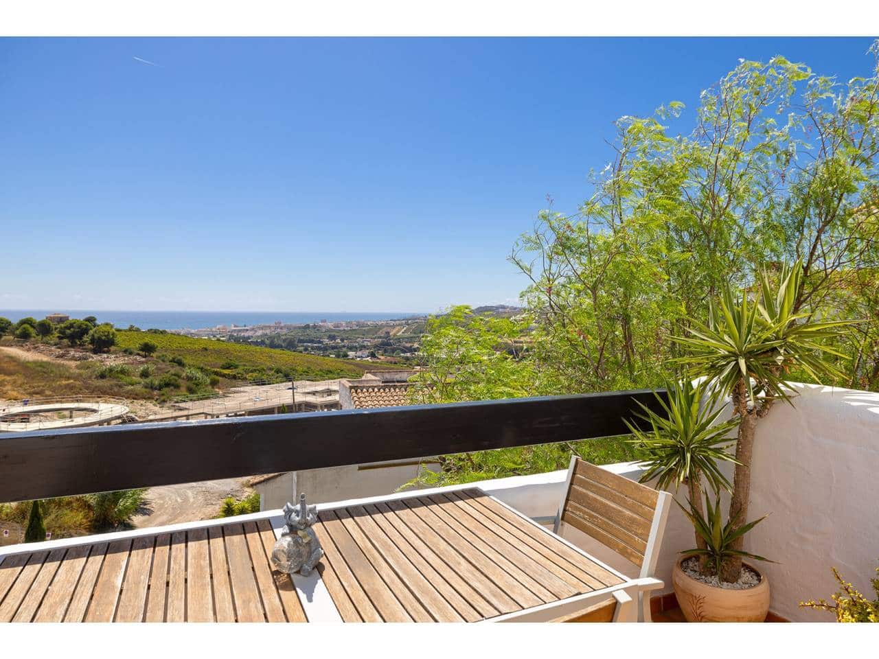 2 soverom Leilighet til salgs i Casares med svømmebasseng garasje - € 399 000 (Ref: 10080244)