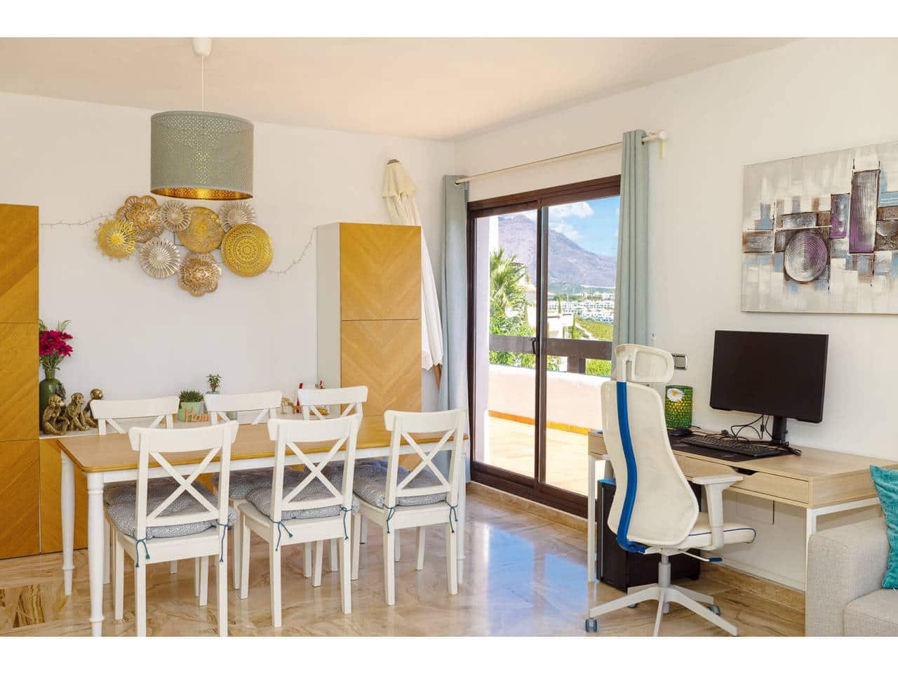 2 soverom Leilighet til salgs i Casares med svømmebasseng garasje - € 399 000 (Ref: 10080244)