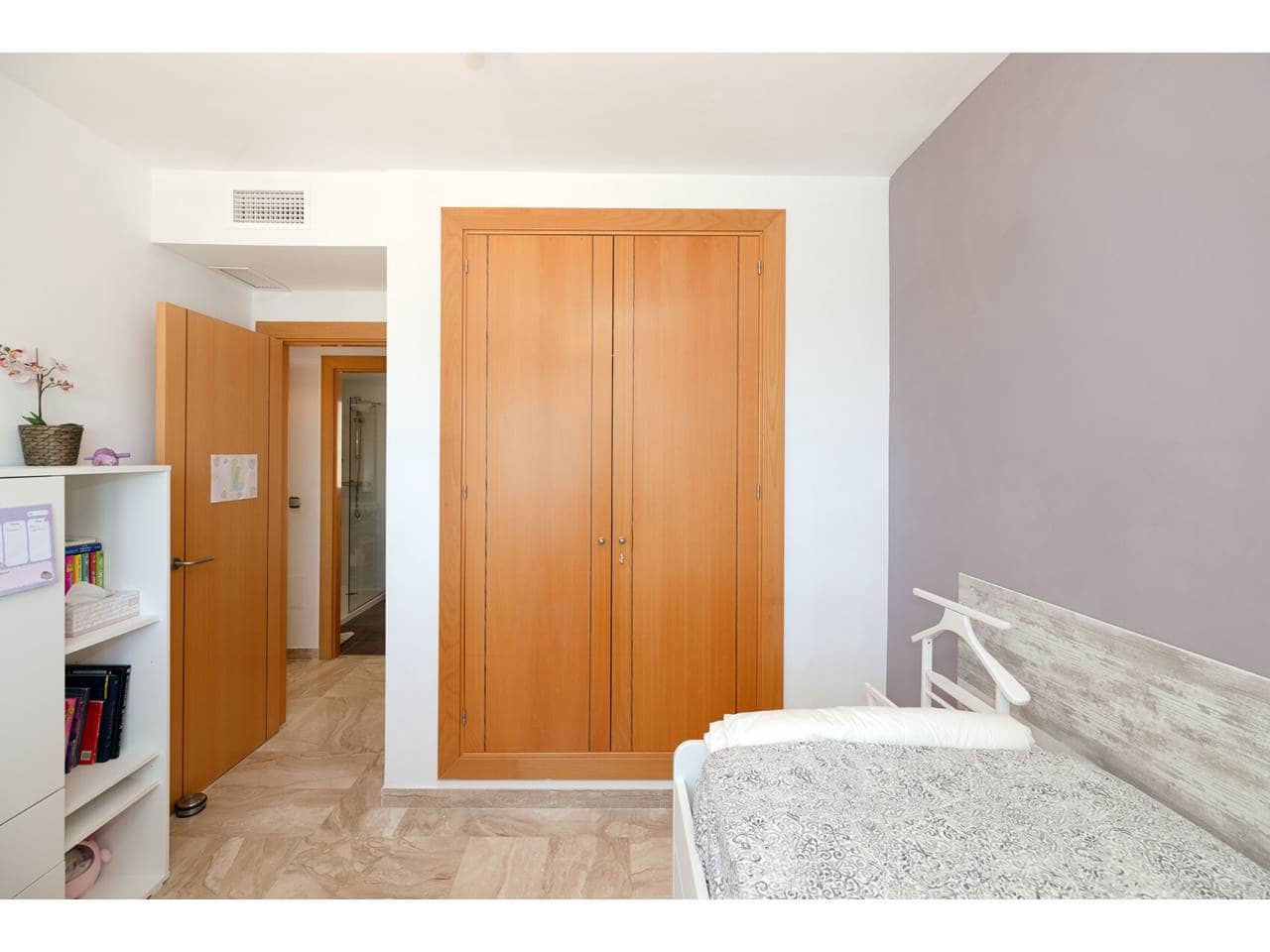 2 soverom Leilighet til salgs i Casares med svømmebasseng garasje - € 399 000 (Ref: 10080244)