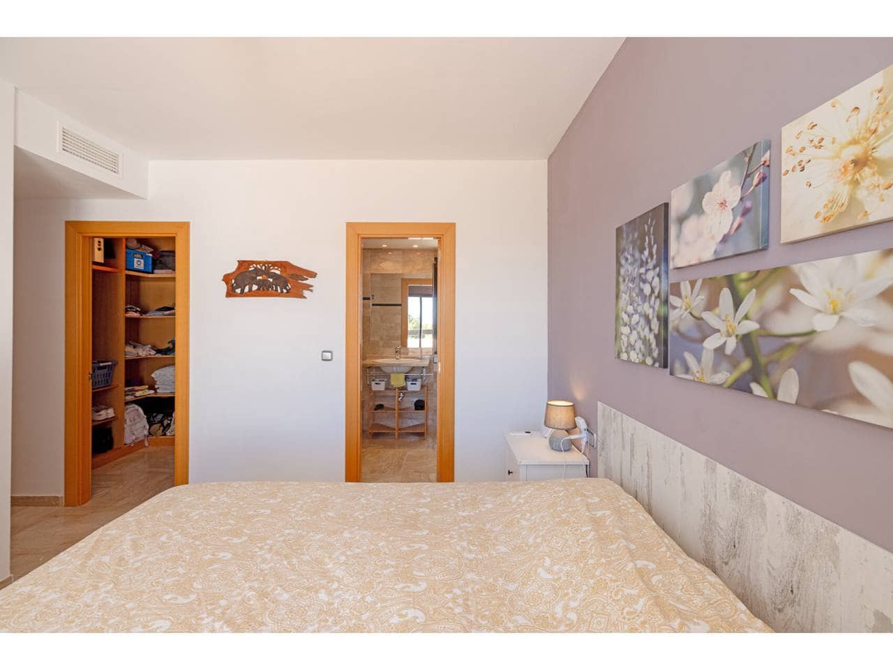 2 soverom Leilighet til salgs i Casares med svømmebasseng garasje - € 399 000 (Ref: 10080244)