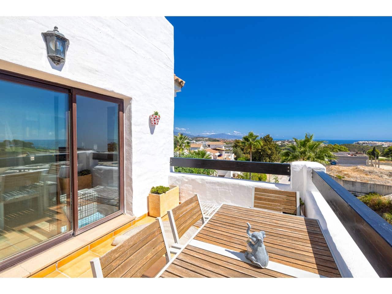 2 soverom Leilighet til salgs i Casares med svømmebasseng garasje - € 399 000 (Ref: 10080244)