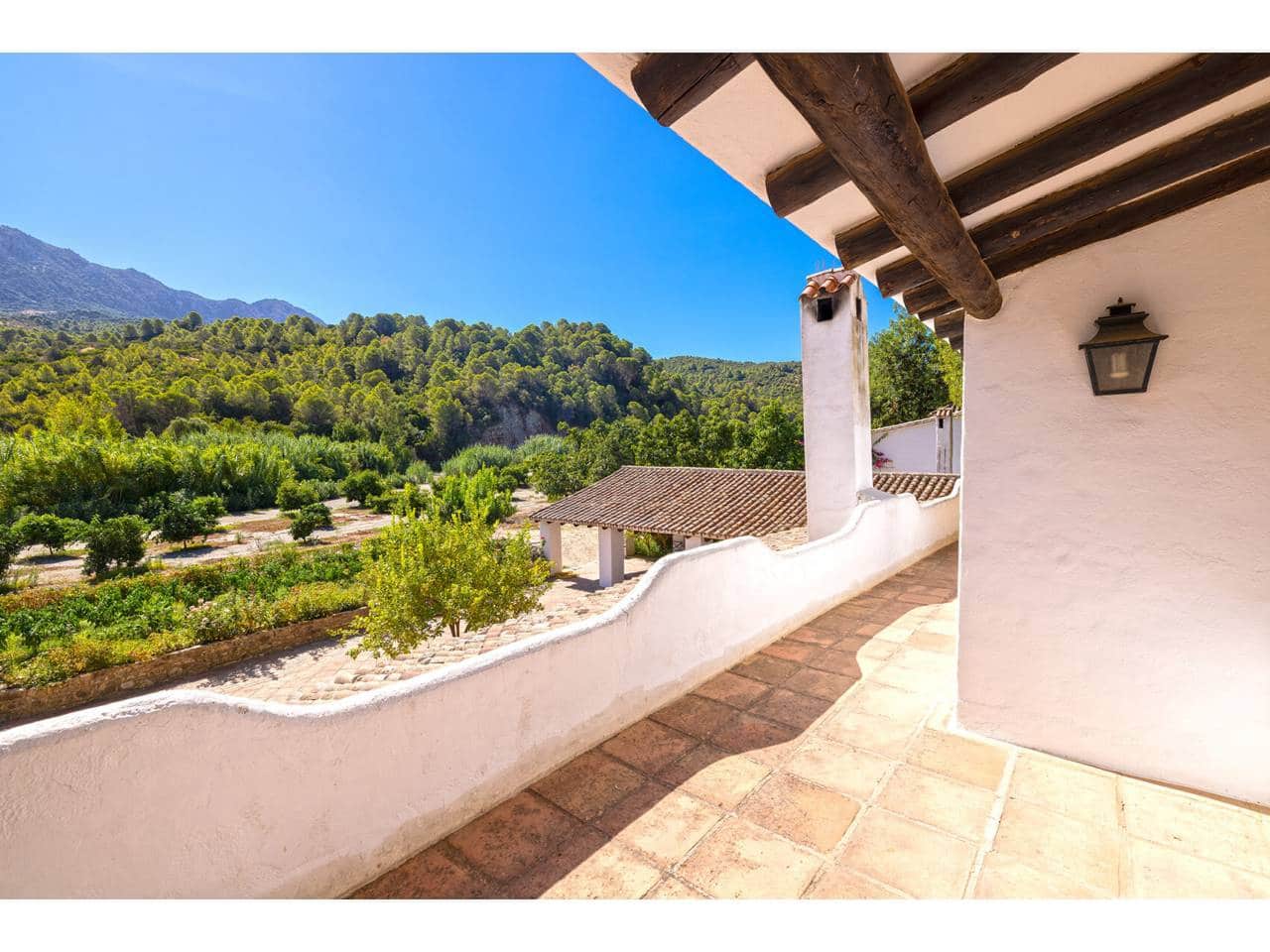 8 sypialnia Finka/Dom wiejski na sprzedaż w Gaucin z basenem garażem - 2 700 000 € (Ref: 10085372)